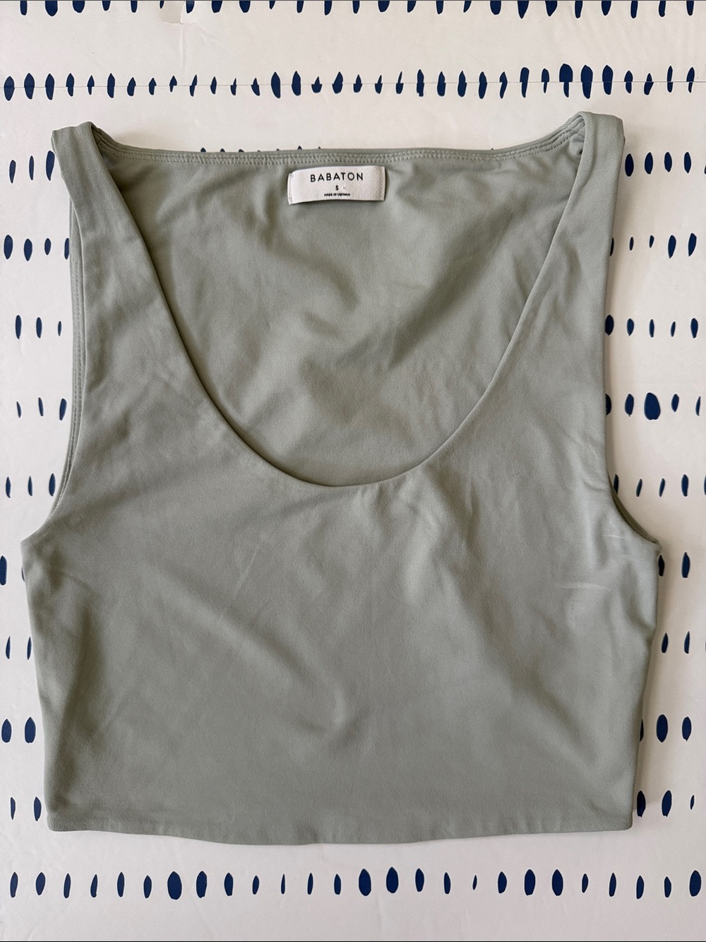 Aritzia Babaton Contour Scoopneck Tank in Sage Green